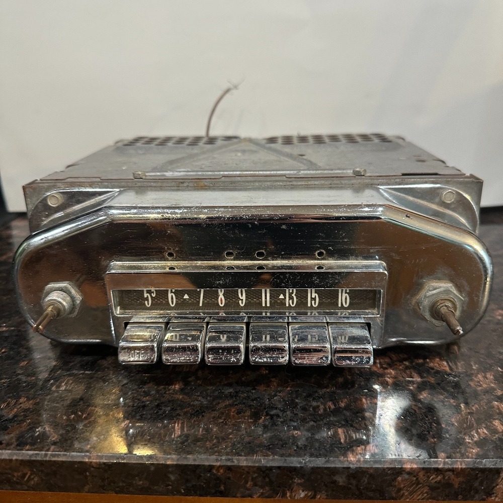 VINTAGE Ford AM Pushbutton Car Radio Chrome Classic Auto Stereo RETIRED 1950s